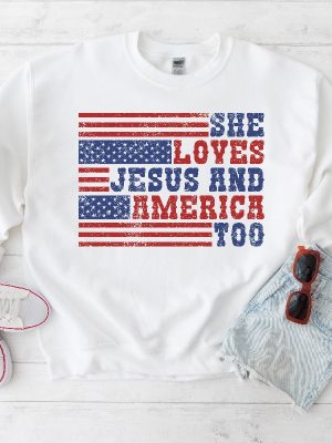 Retro Usa Sweatshirt She Loves Jesus And America Too Loves Jesus And America Too Shirt revetee 2