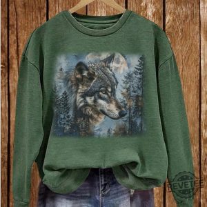 Vintage Wolf 90S Graphic Shirt Wolf Lovers Retro Tee Cute Wolf Gift revetee 5