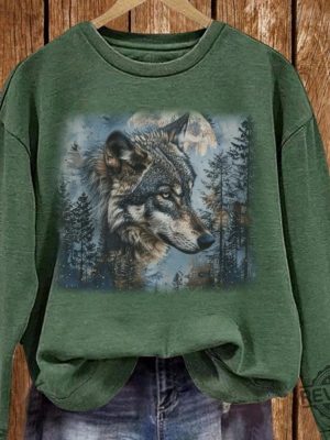 Vintage Wolf 90S Graphic Shirt Wolf Lovers Retro Tee Cute Wolf Gift revetee 5