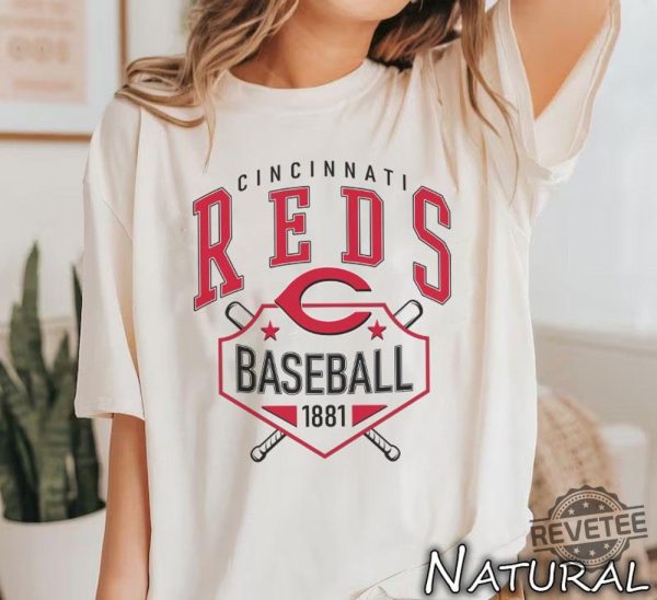 Cincinnati Reds Vintage Baseball T Shirt Vintage Cincinnati Reds Crewneck Sweatshirt revetee 1