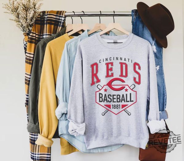 Cincinnati Reds Vintage Baseball T Shirt Vintage Cincinnati Reds Crewneck Sweatshirt revetee 3