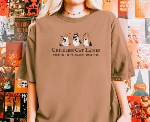 Halloween Childless Cat Lady Tshirt Cute Ghosts For Kamala Harris Hoodie The Patriarchy Feminism Sweatshirt Spooky Election Shirt 2024 giftyzy 2