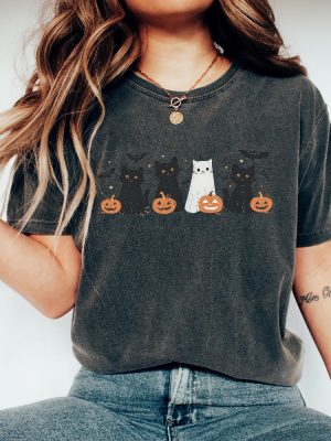 Halloween Cat Shirt Ghost Shirt Ghost Cat Shirt Happy Halloween Retro Spooky Season Cat Halloween Sweater revetee 2