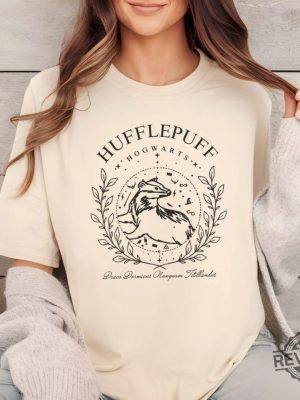 Harry Potter Shirt House Slytherin Shirt Gryffindor Shirt Ravenclaw Shirt Hufflepuff Shirt Gryffindor Sweater revetee 4