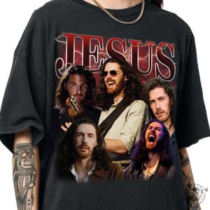 Jesus Vintage 90S Graphic Shirt Jesus Easter Sweatshirt Christian Easter Tshirt Retro Halftone Graphic Hoodie He Has Rizzen Unisex Shirt giftyzy 2