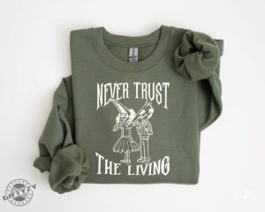 Never Trust The Living Shirt Beetlejuice Sweatshirt Horror Halloween Films Tshirt Humorous Halloween Gifts giftyzy 4