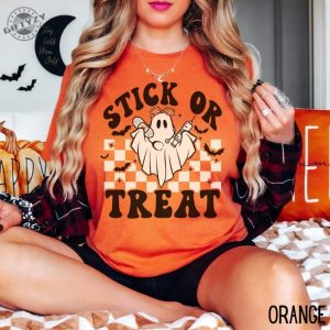 Ghost Nurse Halloween Shirt Stick Or Treat Sweatshirt Spooky Nurse Phlebotomy Tech Halloween Nurse Tshirt Hospital Halloween Party Shirt giftyzy 5