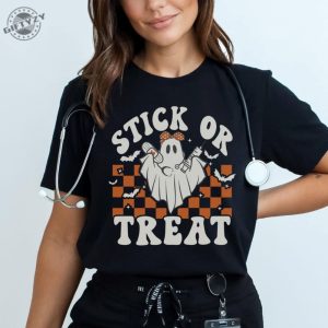 Ghost Nurse Halloween Shirt Stick Or Treat Sweatshirt Spooky Nurse Phlebotomy Tech Halloween Nurse Tshirt Hospital Halloween Party Shirt giftyzy 7