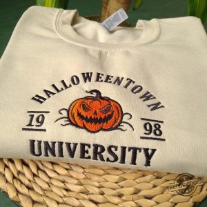 Halloween Town Embroidery Sweatshirt Vintage Embroidered Spooky Season Sweatshirt Halloween Pumpkin Sweatshirt trendingnowe 2