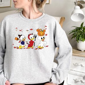 90S Halloween Sweatshirt Retro Halloween Ducks Shirt Halloween Cartoon Sweatshirt revetee 3