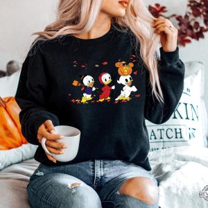 90S Halloween Sweatshirt Retro Halloween Ducks Shirt Halloween Cartoon Sweatshirt revetee 5