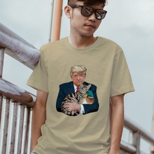 donald trump hugs duck and cat shirt haitian springfield oh felon 2024 vintage tee laughinks 1