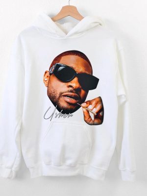 Vintage Usher Face Shirt Concert 2024 Past Present Future Sweatshirt Vintage Usher 90S Shirt revetee 3 1