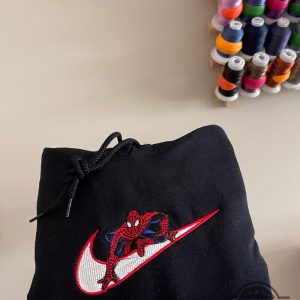 nike spiderman embroidered sweatshirt t shirt hoodie spider man crewneck sweater laughinks 2