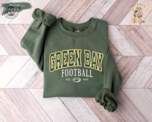 Green Bay Football Shirt Trendy Green Bay Football Fan Tshirt Green Bay Game Day Hoodie Green Bay Sweatshirt Football Lover Shirt giftyzy 2