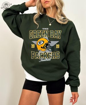 Green Bay Packers Football Shirt Vintage Style Nfl Team Apparel giftyzy 2