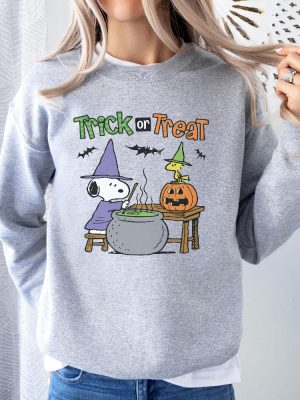 Vintage Halloween Sweatshirt Cute Trick Or Treat Sweater Snoopy Halloween Shirt revetee 3