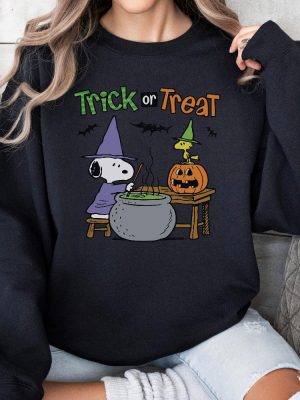 Vintage Halloween Sweatshirt Cute Trick Or Treat Sweater Snoopy Halloween Shirt revetee 4