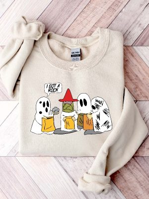 I Got A Rock Sweatshirt Trick Or Treat Sweatshirt Ghost Halloween Sweatshirt Snoopy Halloween Shirt revetee 2