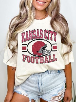 Retro Kansas City Football 90S Style Shirt Kc Chiefs Shirt Kansas City Chiefs Shirt Near Me Chiefs Sweatshirt revetee 2