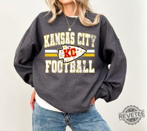 Vintage Kansas City Football Sweatshirt Trendy Kansas City Fan Shirts Kc Chiefs Shirt Chiefs Sweatshirt Chiefs T Shirt revetee 2