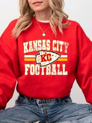 Vintage Kansas City Football Sweatshirt Trendy Kansas City Fan Shirts Kc Chiefs Shirt Chiefs Sweatshirt Chiefs T Shirt revetee 3