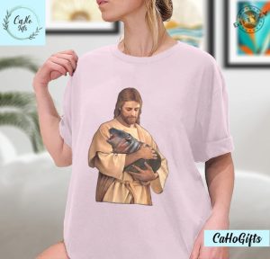 Jesus Moo Deng Shirt Jesus Loves Moo Deng Bouncy Pig Cute Baby Hippo Meme Tshirt Moo Deng Shirt giftyzy 3