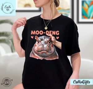 Moo Deng Bouncy Pig In Thai Picture The Cute Baby Hippo Shirt Baby Hippo Khao Kheow Open Zoo Tshirt Baby Hippo Shirt Sweatshirt Hoodie giftyzy 3