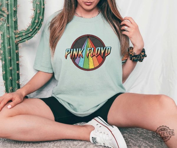 Vintage Pink Floyd Shirt Pink Floyd Rainbow Shirt Pink Floyd Lover Shirt Music Concert Shirt revetee 3