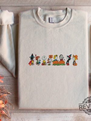 Charlie Brown Embroidered Crewneck Snoopy Halloween Shirt Snoopy Halloween Costume Charlie Brown Shirt revetee 3