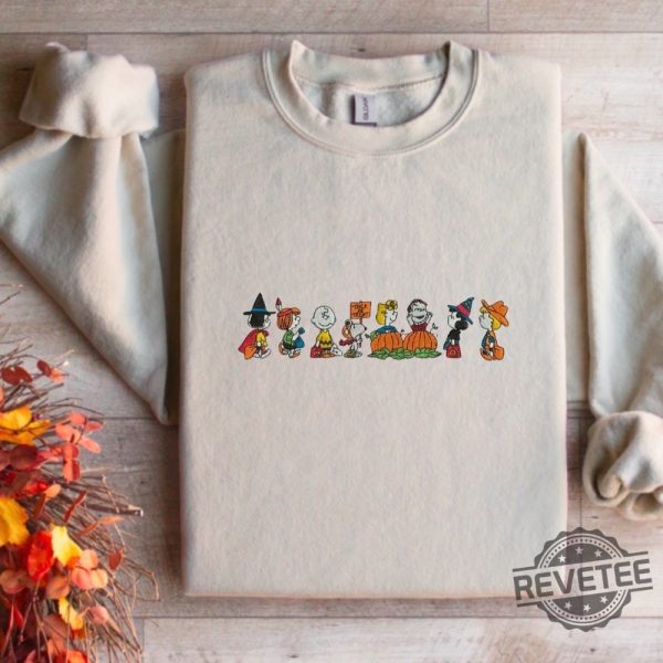 Charlie Brown Embroidered Crewneck Snoopy Halloween Shirt Snoopy Halloween Costume Charlie Brown Shirt revetee 3