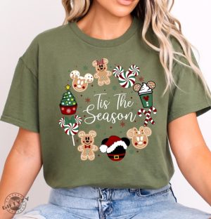 Disney Tis The Season Christmas Shirt Mickey And Minnie Christmas Tshirt Mickey And Minnie Gingerbread Sweatshirt Christmas Party Hoodie giftyzy 5