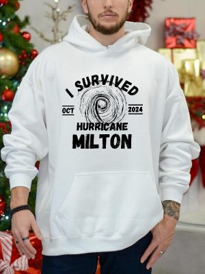 I Survived Hurricane Milton 2024 Sweatshirt Hurricane 2024 Shirt Hurricane Survivor Shirt Hoodie Sweatshirt revetee 2