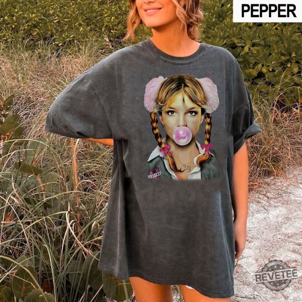 Retro Britney Spears Bubblegum T Shirt Britney Spears Sweatshirt Britney Spears Shaved Head Shirt revetee 1