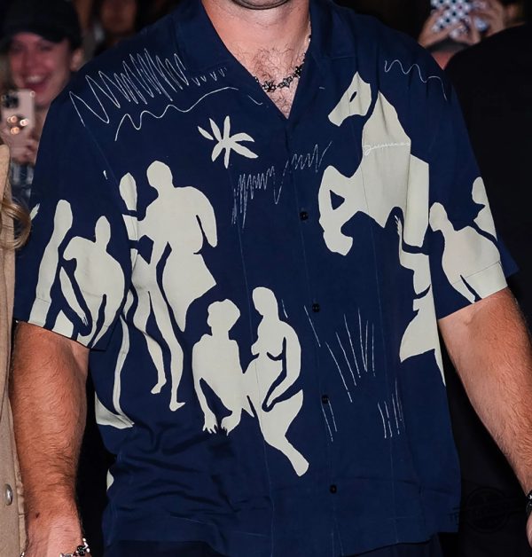 Travis Kelce Wearing Nsfw Taylor Swift Date Night Shirt trendingnowe 1