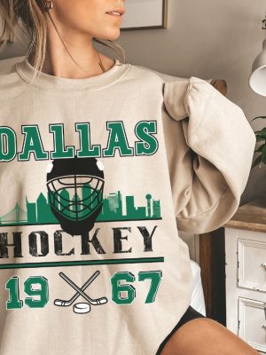 Vintage Dallas Hockey Sweatshirt Retro Dallas Hockey Crewneck Gift For Dallas Hockey Fan Dallas Stars Shirt Hoodie revetee 3