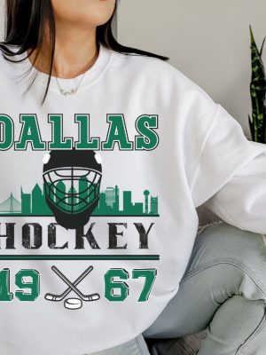 Vintage Dallas Hockey Sweatshirt Retro Dallas Hockey Crewneck Gift For Dallas Hockey Fan Dallas Stars Shirt Hoodie revetee 5