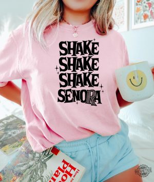 Shake Shake Shake Senora T Shirt Beetlejuice Costume Girl Beetlejuice Characters Girls Beetlejuice Costume Spirit Halloween Hoodie Sweatshirt New revetee 3