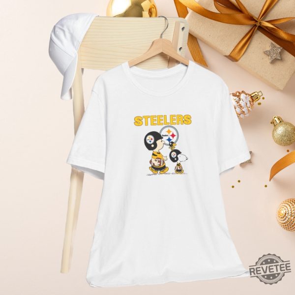 Snoopy Steelers Football Unisex Jersey Short Sleeve Tee Shirt Nfl Football Steelers Snoopy Peanuts Hoodie Sweatshirt T Shirt New revetee 6