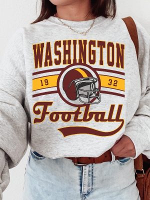 Washington Football Crewneck Shirt Vintage Style Washington Sweatshirt Commander Sweater Washington Fans Gift Washington T Shirt Hoodie revetee 2