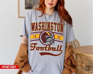 Washington Football Crewneck Shirt Vintage Style Washington Sweatshirt Commander Sweater Washington Fans Gift Washington T Shirt Hoodie revetee 3