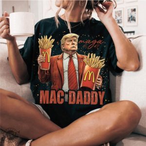 Original Funny Trump Fries Making Fries Humor Middle Class Kamala Election Maga 2024 Voter Republican Fast Food Mac Daddy Hamburger Shirt giftyzy 2