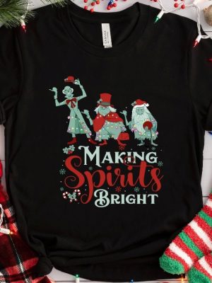 Making Spirits Bright Hitchhiking Ghosts Santa Hat Merry Christmas Haunted Mansion Shirt Disney Christmas Shirt Hoodie Sweatshirt revetee 4