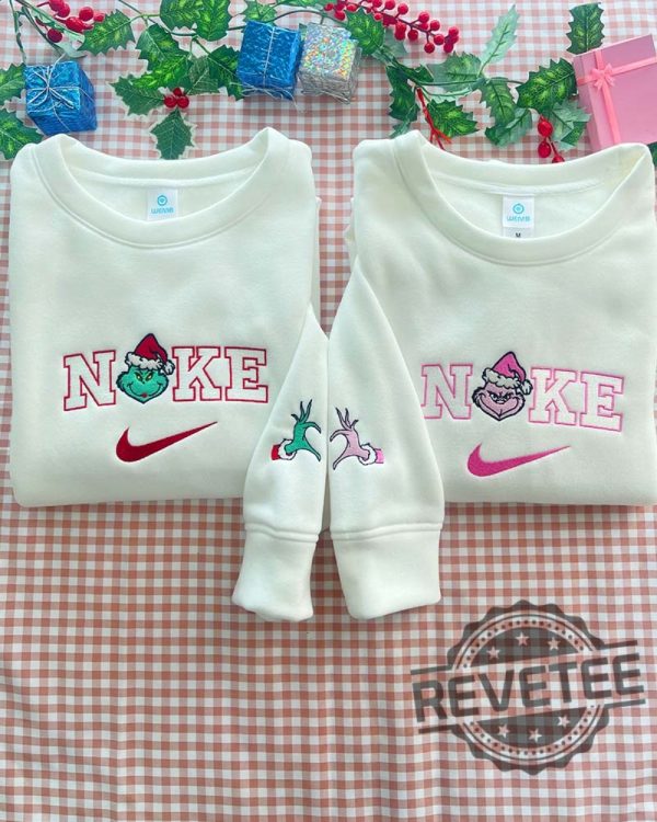 Christmas Friends Crewneck Sweatshirts Holiday Sweater Christmas Sweater Embroidered Sweatshirt Gingerbread Santa Gift Disney Christmas Shirt revetee 3