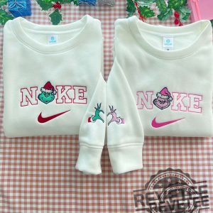 Grinch Embroidered Sweatshirt Hoodie T Shirt Disney Christmas Shirt revetee 3