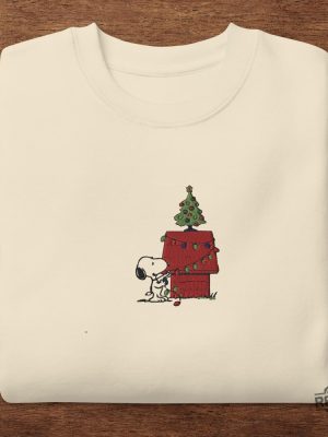 Snoopy Peanuts Embroidered Christmas Sweater Snoopy Embroidered Shirt Hoodie Sweatshirt revetee 3