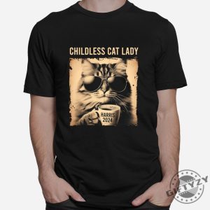 Quirky Vintage Childless Cat Lady Shirt Stand Out Fun giftyzy 1 5