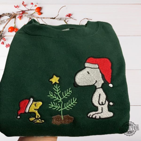 Peanuts Snoopy Woodstock Christmas Tree Embroidered Sweatshirt Hoodie T Shirt Snoopy Christmas Sweaters Snoopy Xmas Gift Unique revetee 4