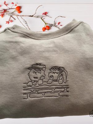 Vintage Peanuts Charlie Brown Home Alone Christmas Embroidered Sweatshirt Hoodie T Shirt Charlie Brown Christmas Gift Shirts revetee 3