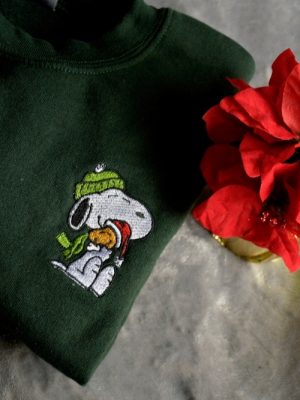 The Peanut Snoopy Woodstock Hugging Shirt Christmas Snoopy Woodstock Embroidered Crewneck Hoodie Shirt Sweatshirt Unique revetee 3